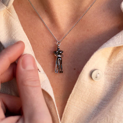 COLLAR ABRAZO ETERNO CON ROSA ETERNA – EDICIÓN REGALO