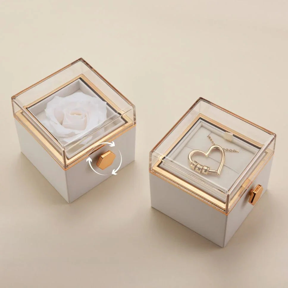 CHARMING HEART COLLAR CON BEADS GRABADAS